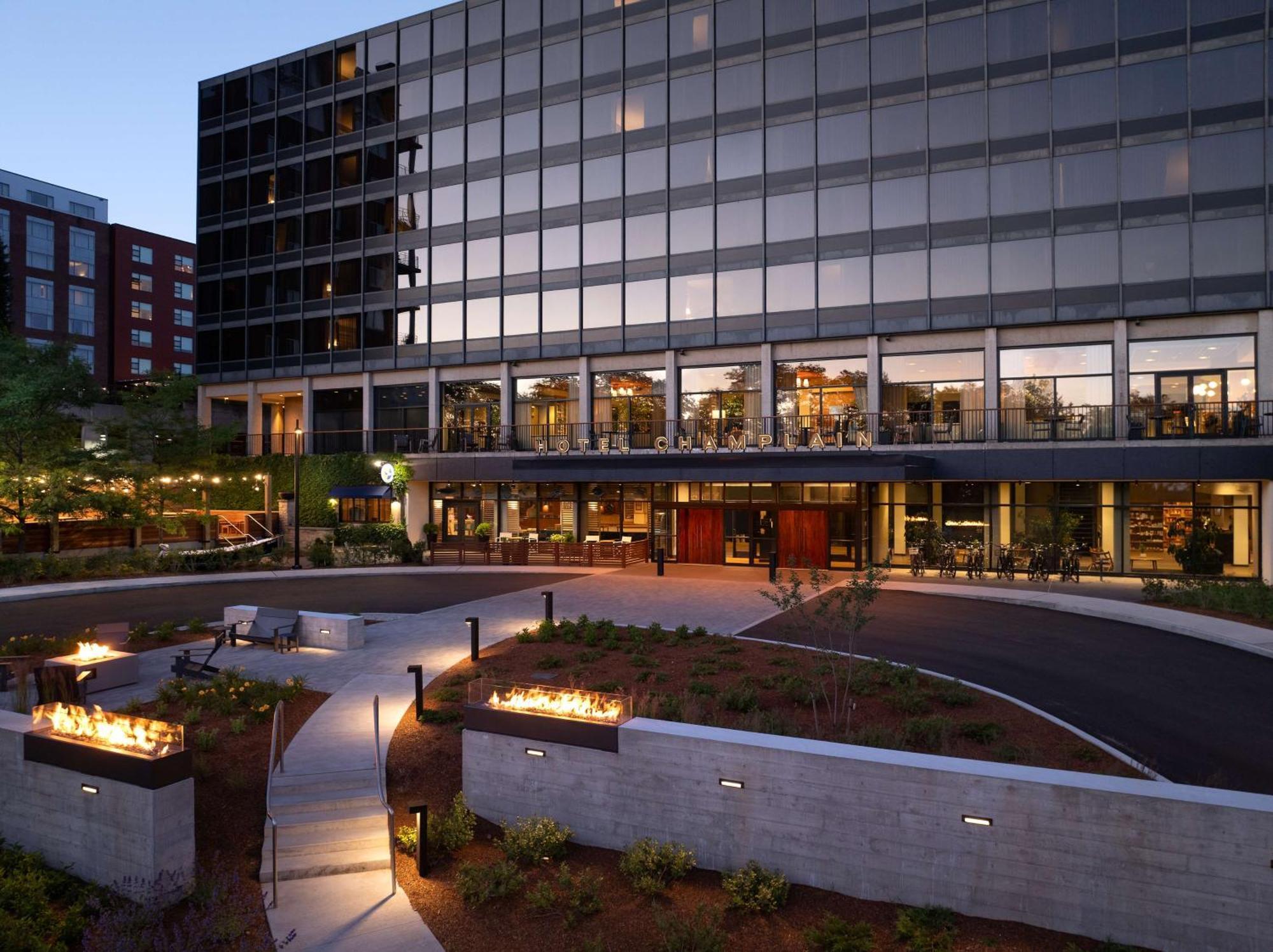 Hotel Champlain Burlington, Curio Collection By Hilton Bagian luar foto